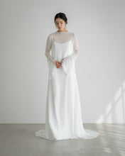 Load image into Gallery viewer, Long sleeve slender dress