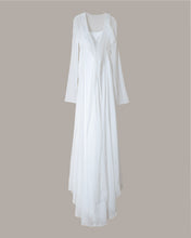 Load image into Gallery viewer, Back-flare long-sleeve dress