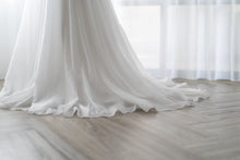 Load image into Gallery viewer, Airy puff sleeve dress