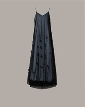 Load image into Gallery viewer, Black tulle flower camisole dress