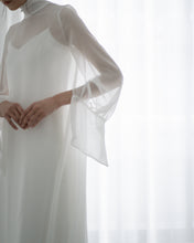 Load image into Gallery viewer, Long-sleeve High‐necked dress
