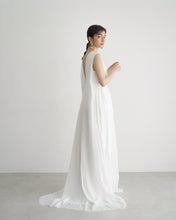 Load image into Gallery viewer, Side ribbon dress