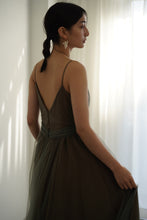 Load image into Gallery viewer, Khaki dress