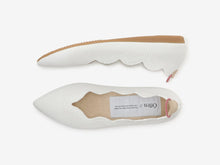 Load image into Gallery viewer, scallop pattern / WHITE