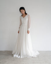 Load image into Gallery viewer, Puff-sleeve dress