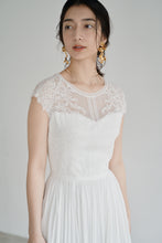 Load image into Gallery viewer, French lace slender dress