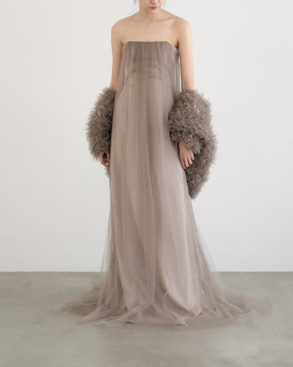 Fruffy greige dress  Best Day Ever shop -Global